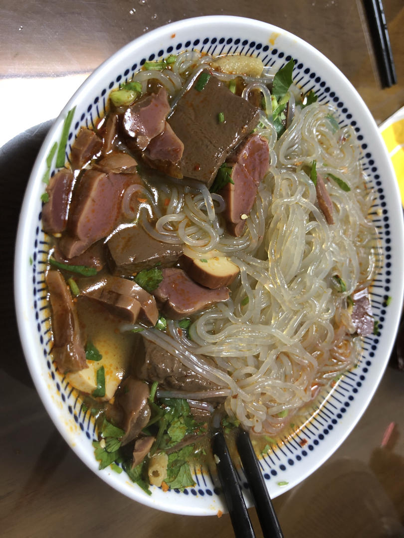 鸭血粉丝汤