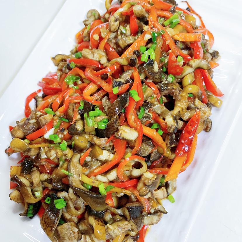 嗜睡懒肉兔做的超下饭的爆炒鳝鱼丝