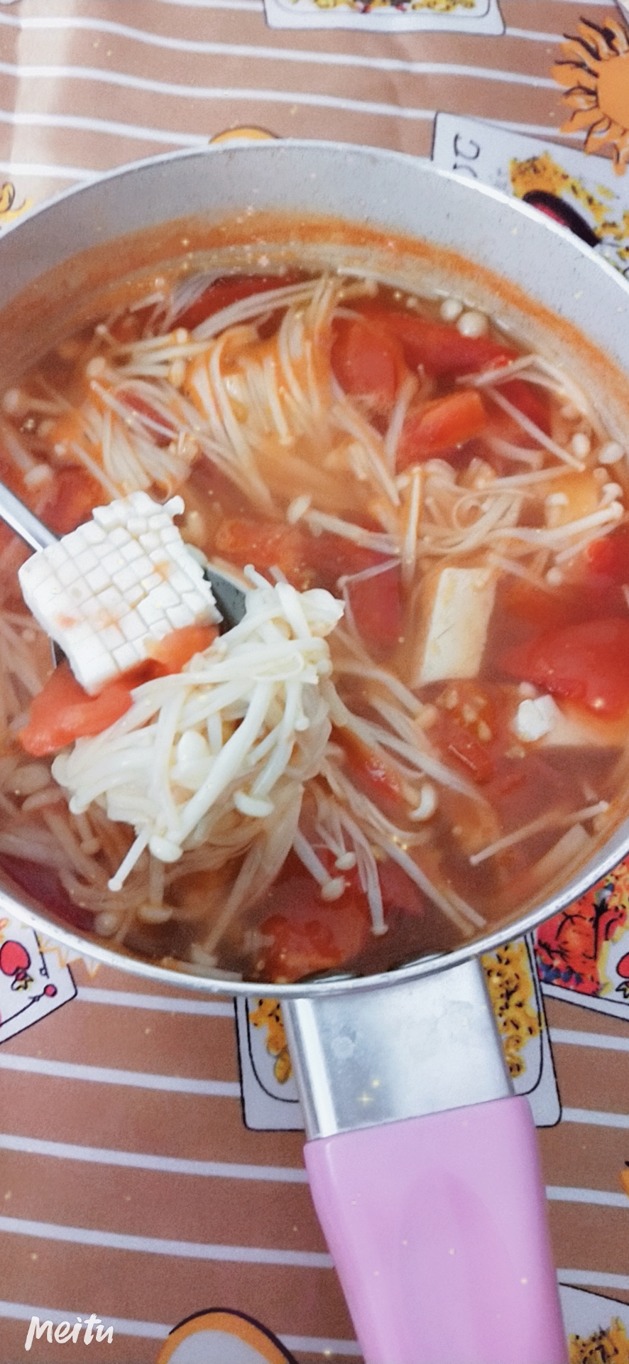 刷脂“番茄豆腐汤”