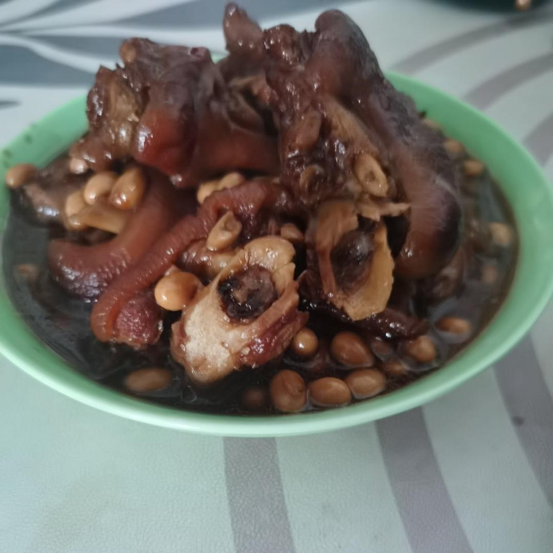 【软烂入味，100%成功】猪蹄黄豆煲
