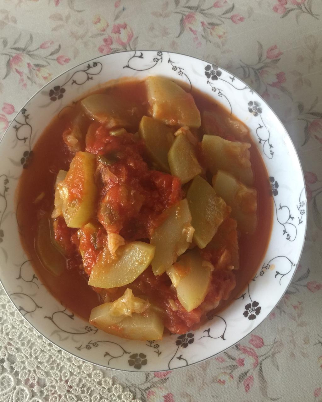 西红柿炒西葫芦