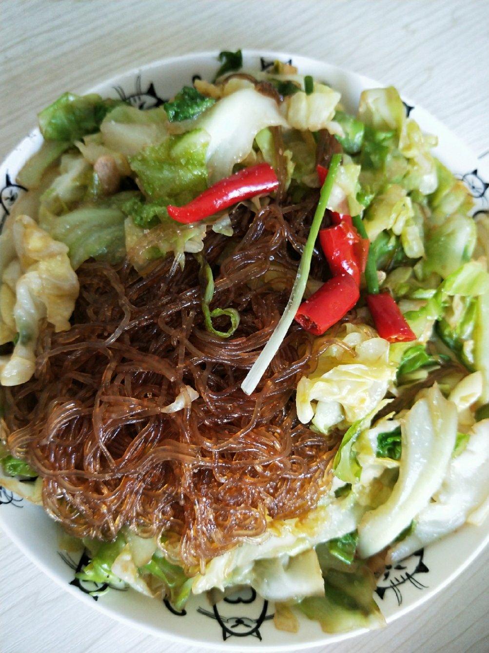 卷心菜炒粉丝 Glass noodles with Cabbage