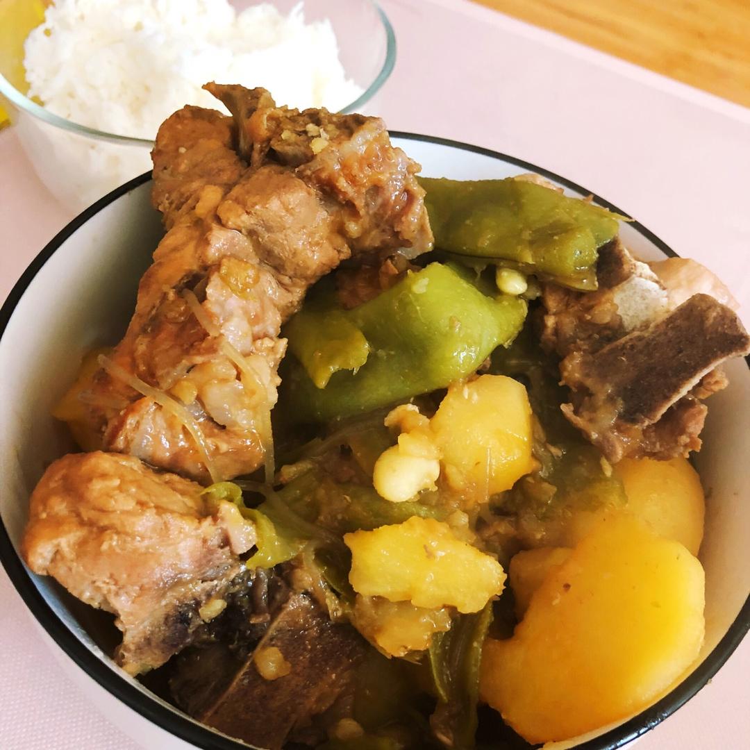 排骨土豆炖豆角