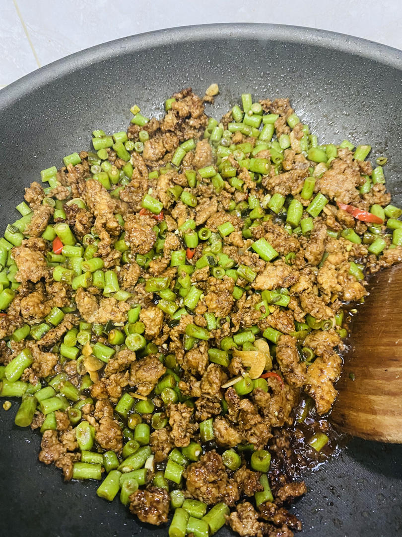 肉沫豆角下饭菜