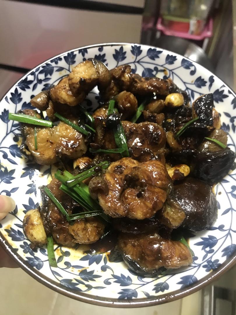 香菇大蒜烧鳗鱼