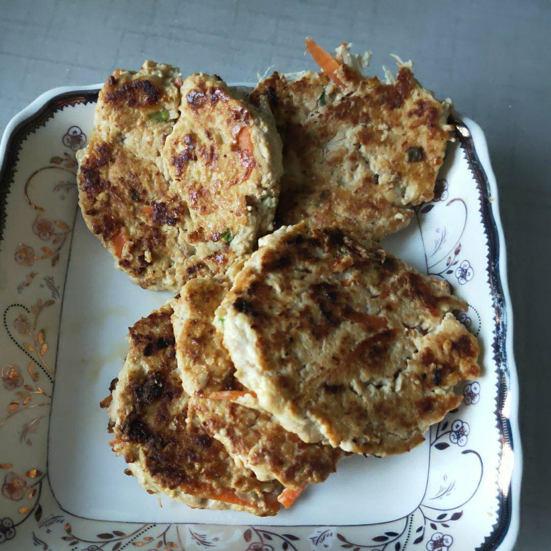 金针菇鸡肉蛋饼￨好吃哭了