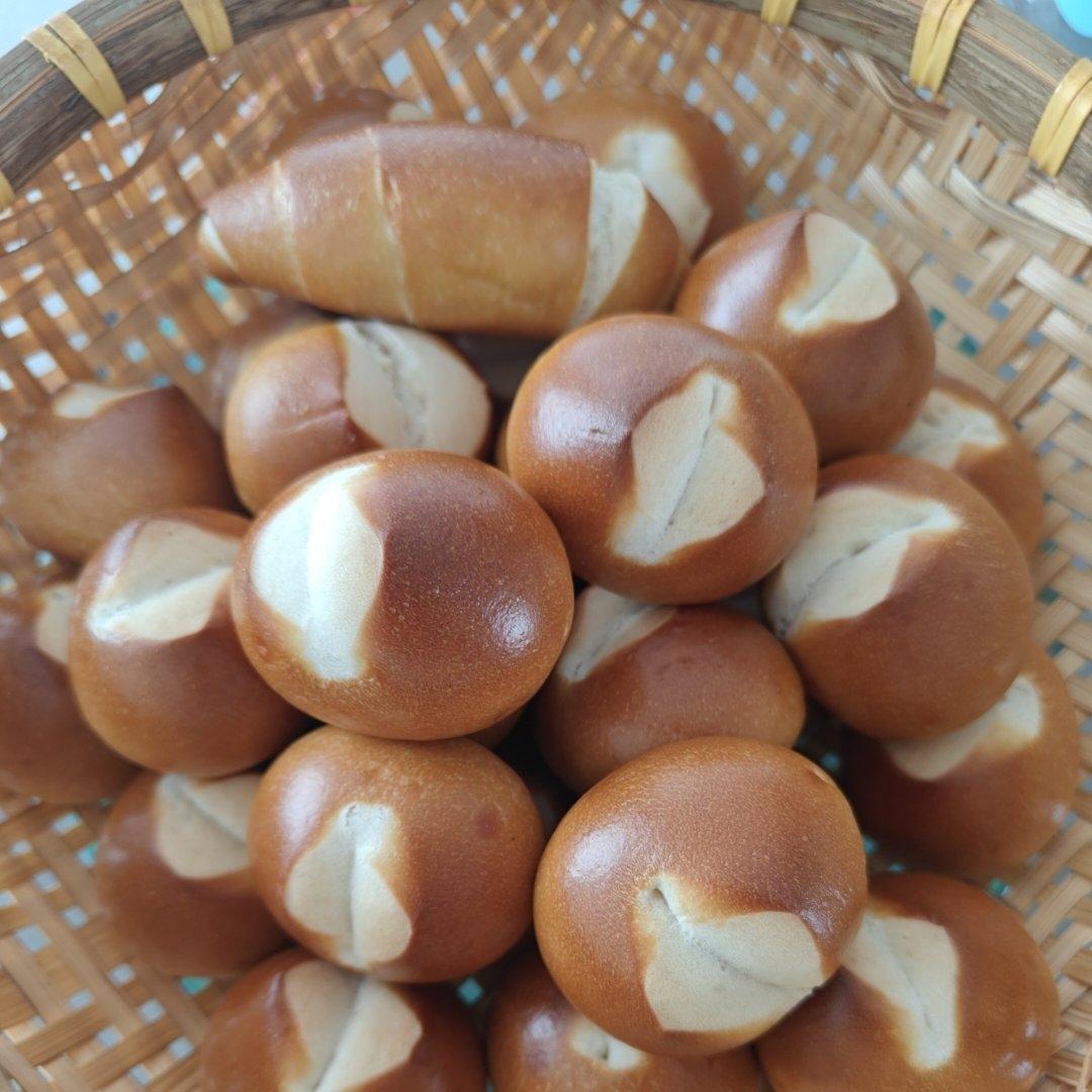 碱水小丸子（超可爱好操作的碱水面包）