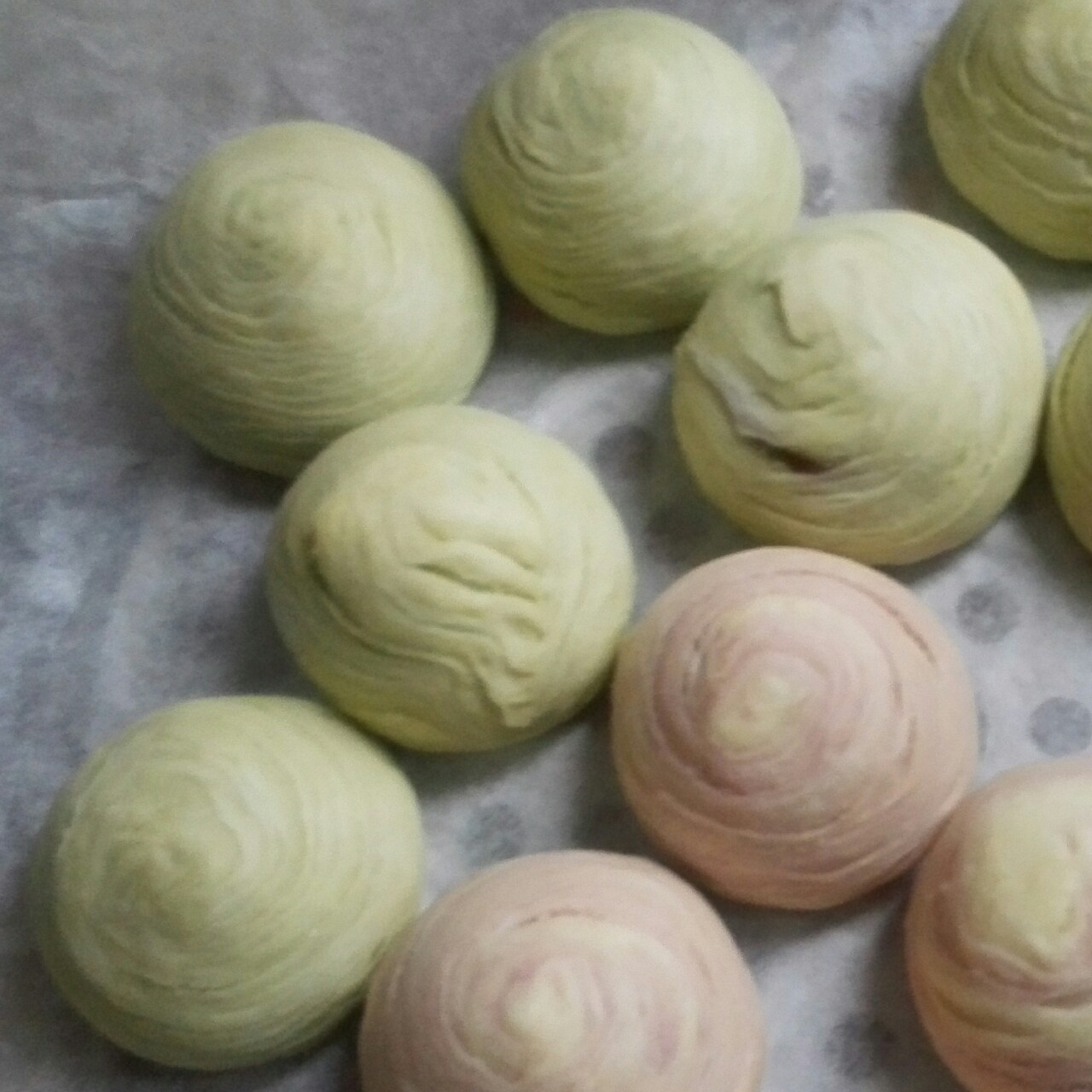 蛋黄酥~紫薯、抹茶、原味~花好月圆，中秋快乐~内附一次做六色蛋黄酥方法~