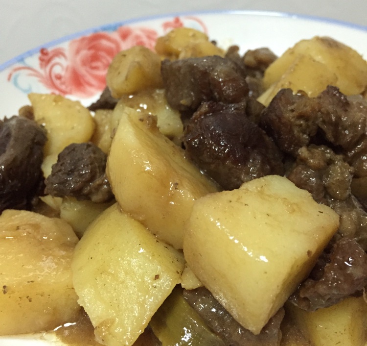 土豆炖牛肉