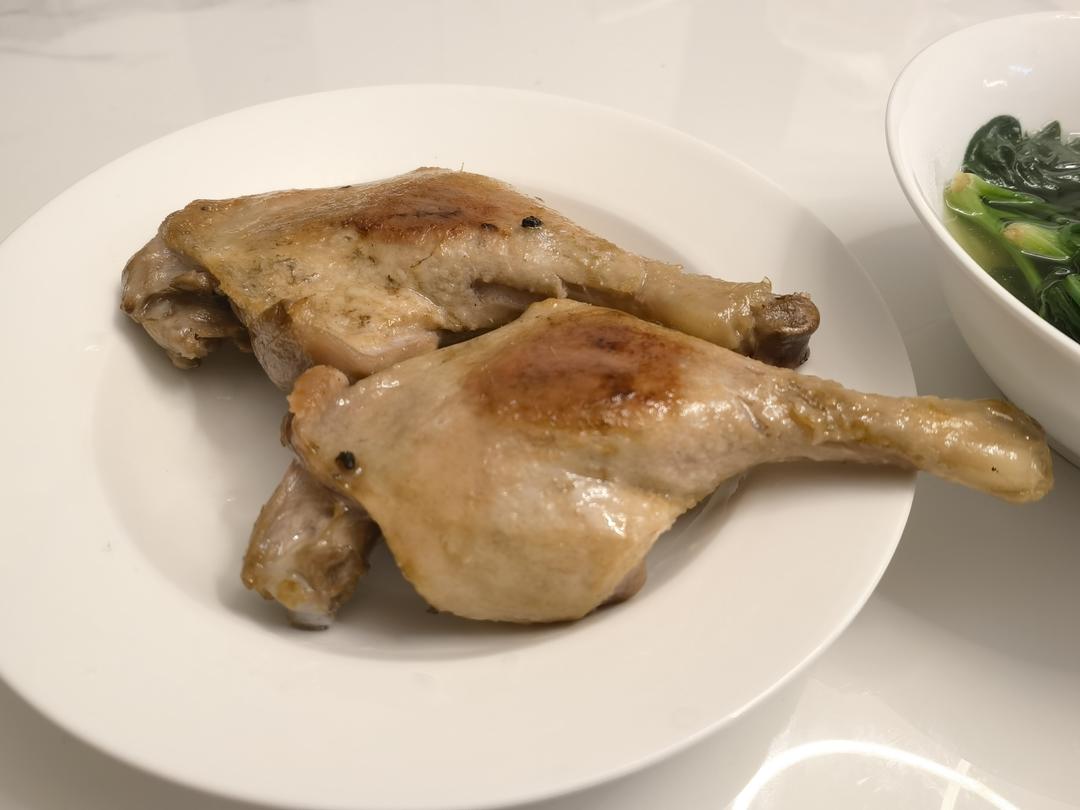 3勺调料就做出酥香盐鸭腿