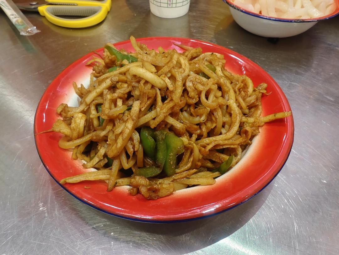 豆芽菜肉炒饼