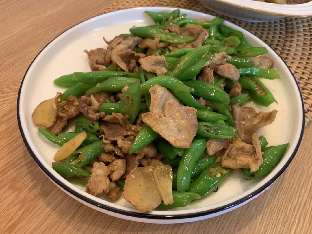 青椒炒肉片