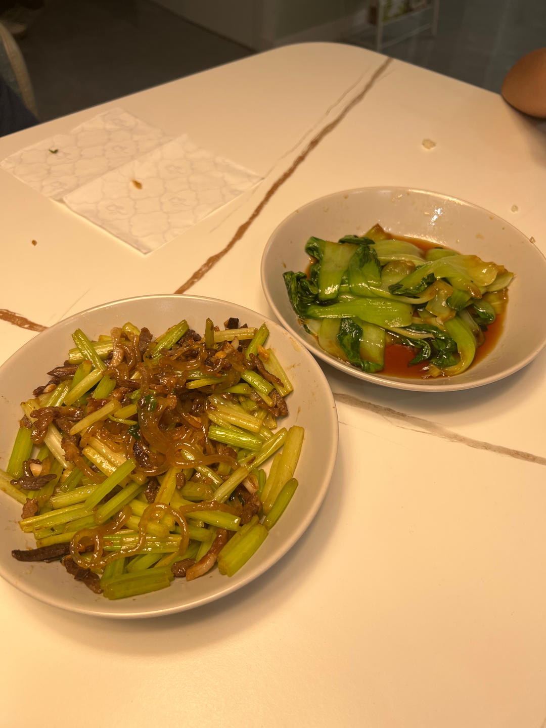 香芹炒粉条
