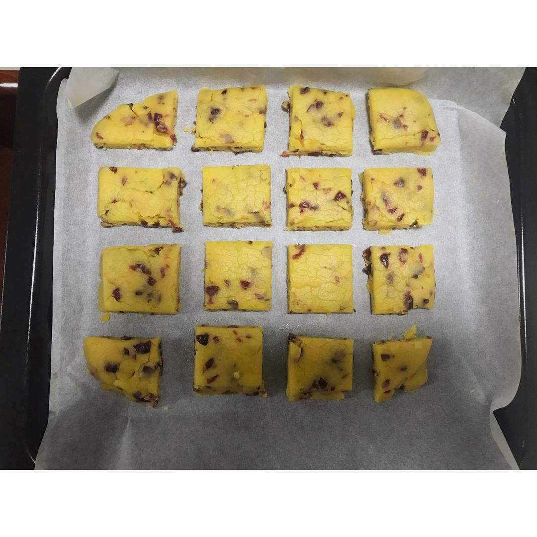 蔓越莓(葡萄)奶酥  适合给孩子的少糖配方😉