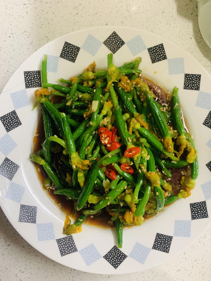 诺言4277做的凉拌黄瓜花