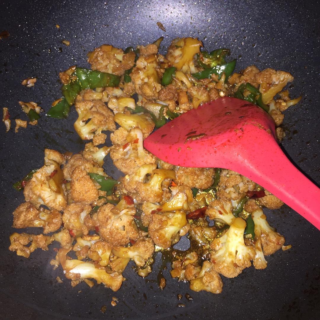 老丁的私房菜-干锅花菜