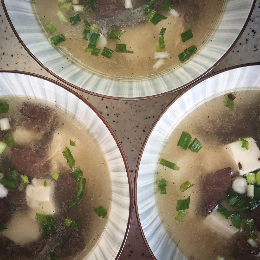 鸭血豆腐汤