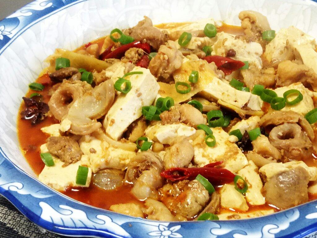 板栗大人做的鱼杂炖豆腐