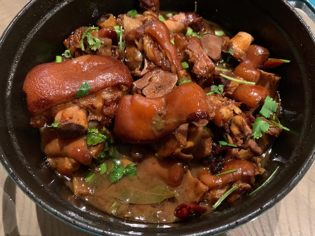 红烧猪蹄的做法