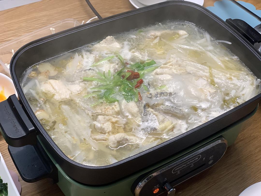 酸菜鱼火锅