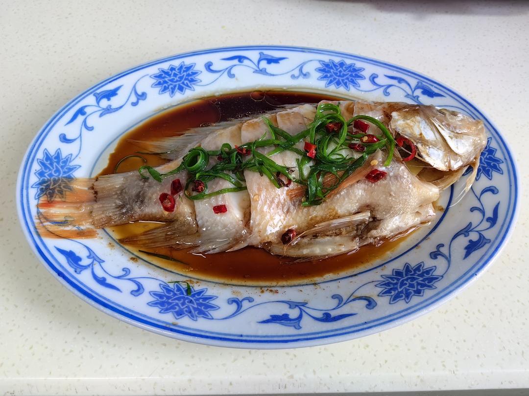 清蒸红鲷鱼