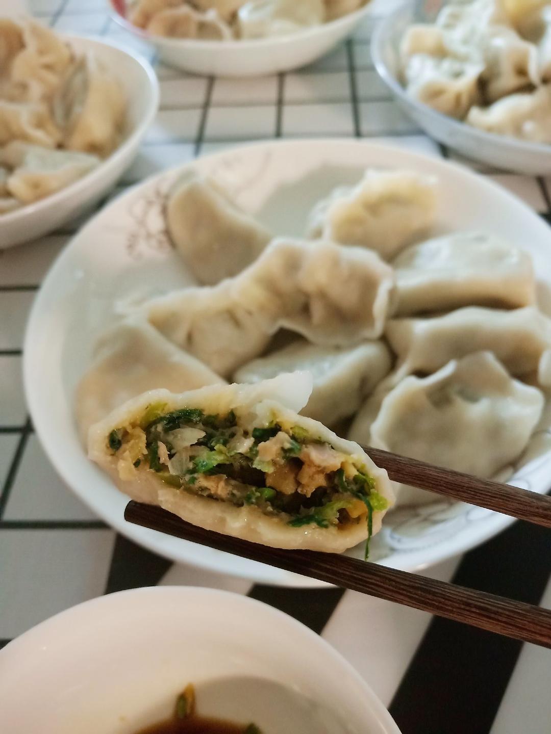 手工揉面三分钟，又韧又薄又好包的饺子皮