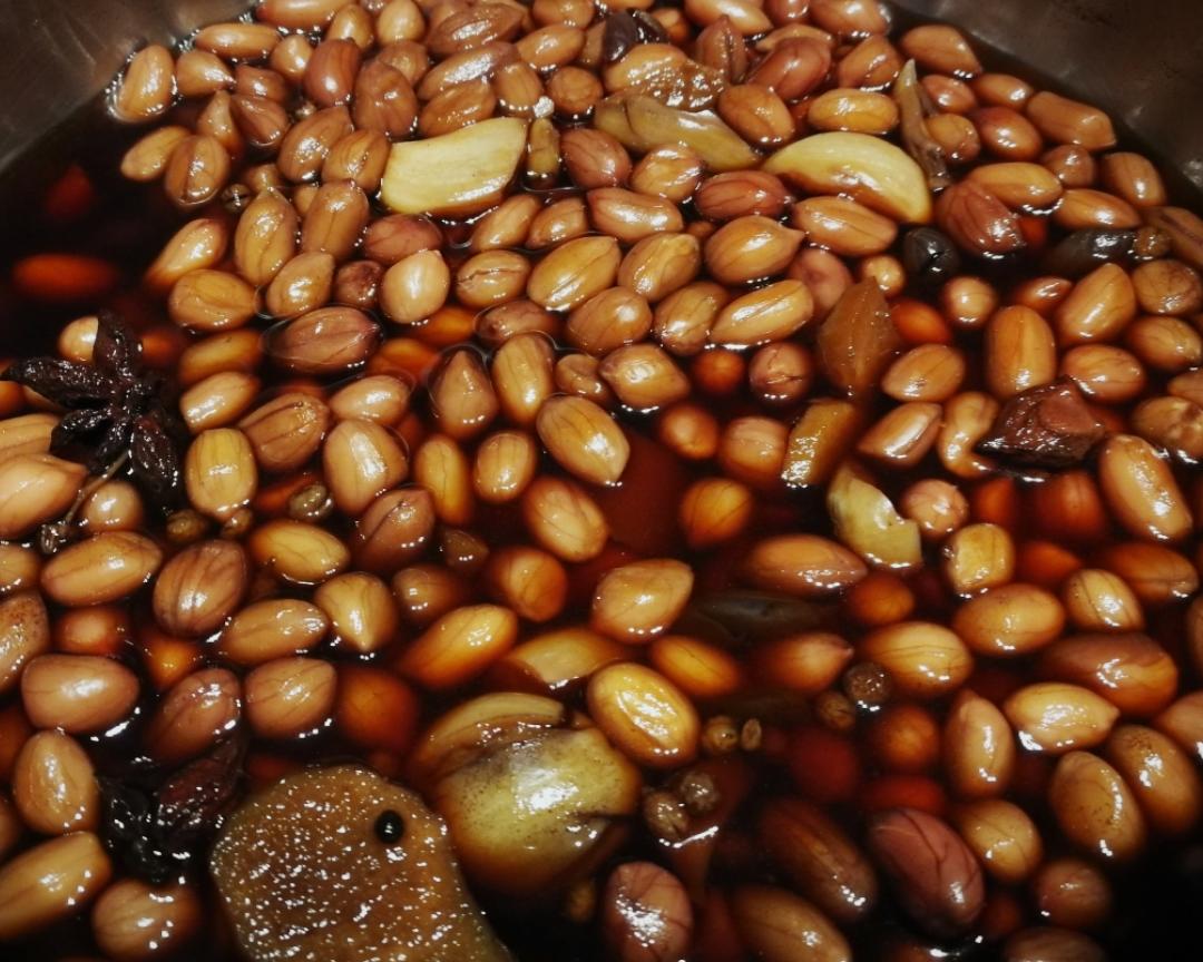 煮五香花生米
