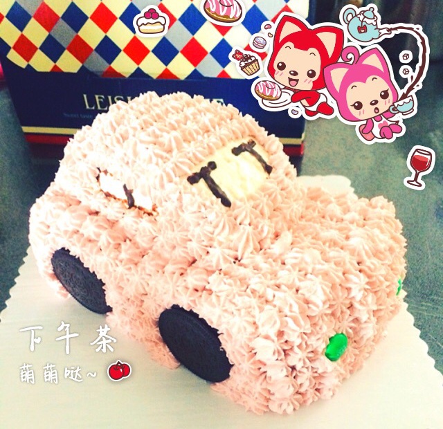 小汽车造型奶油蛋糕