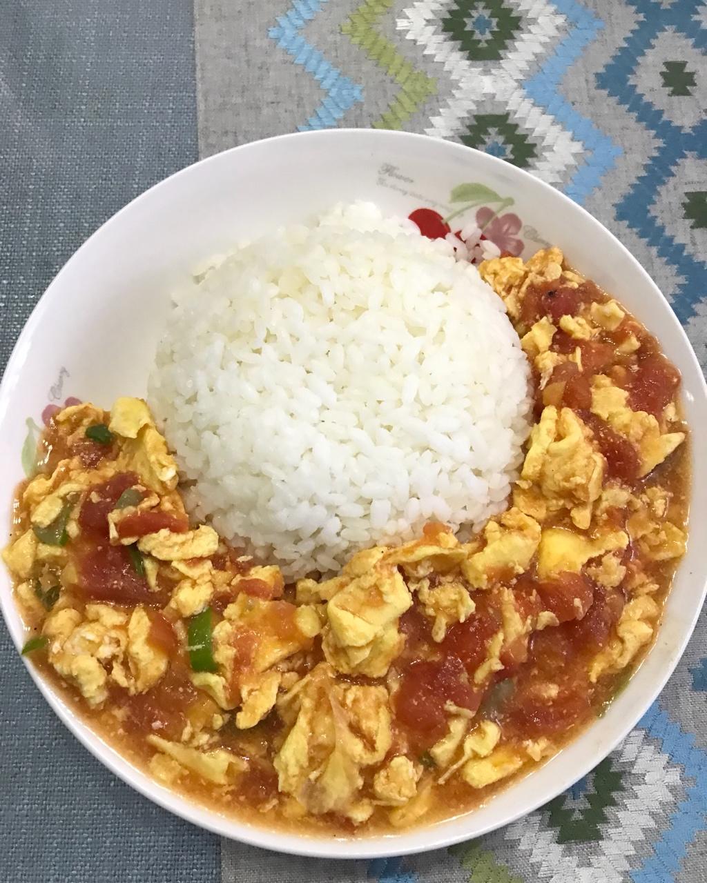 番茄鸡蛋盖浇饭