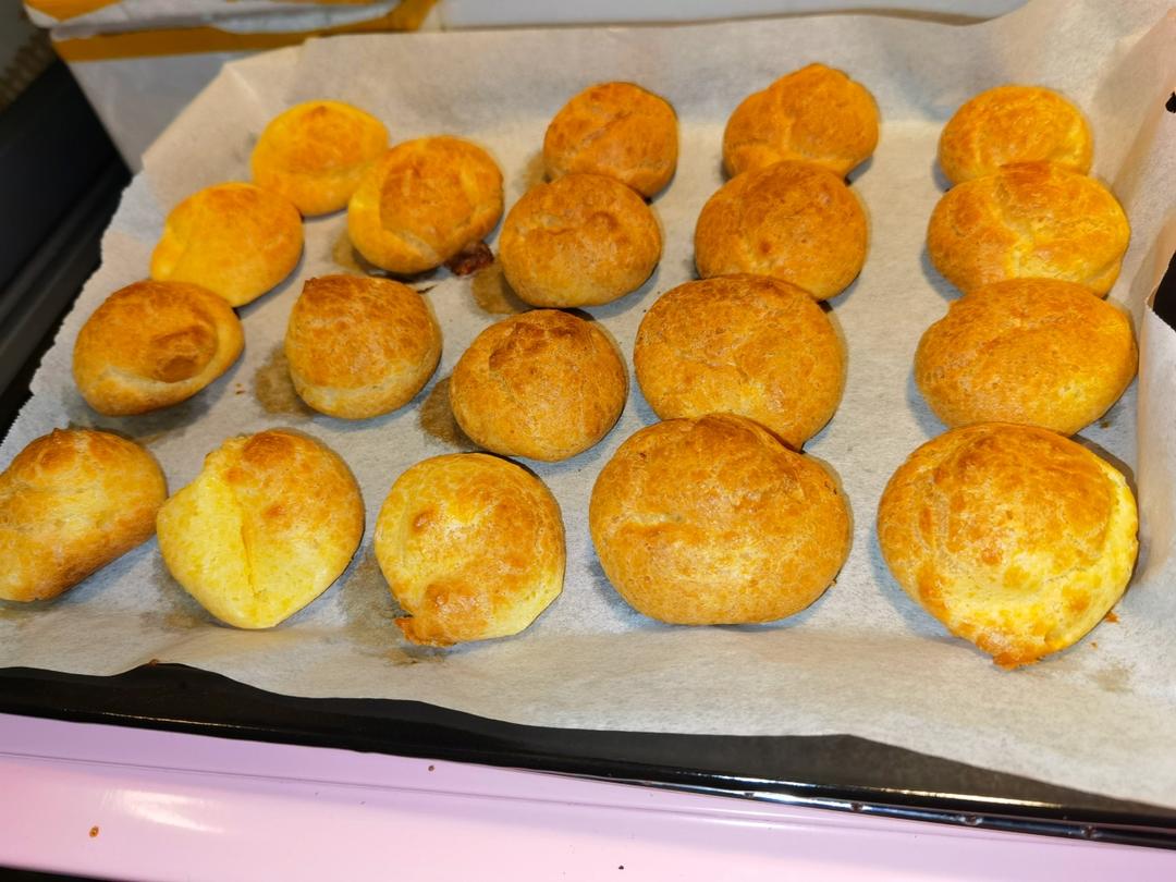 泡芙（超越面包店）