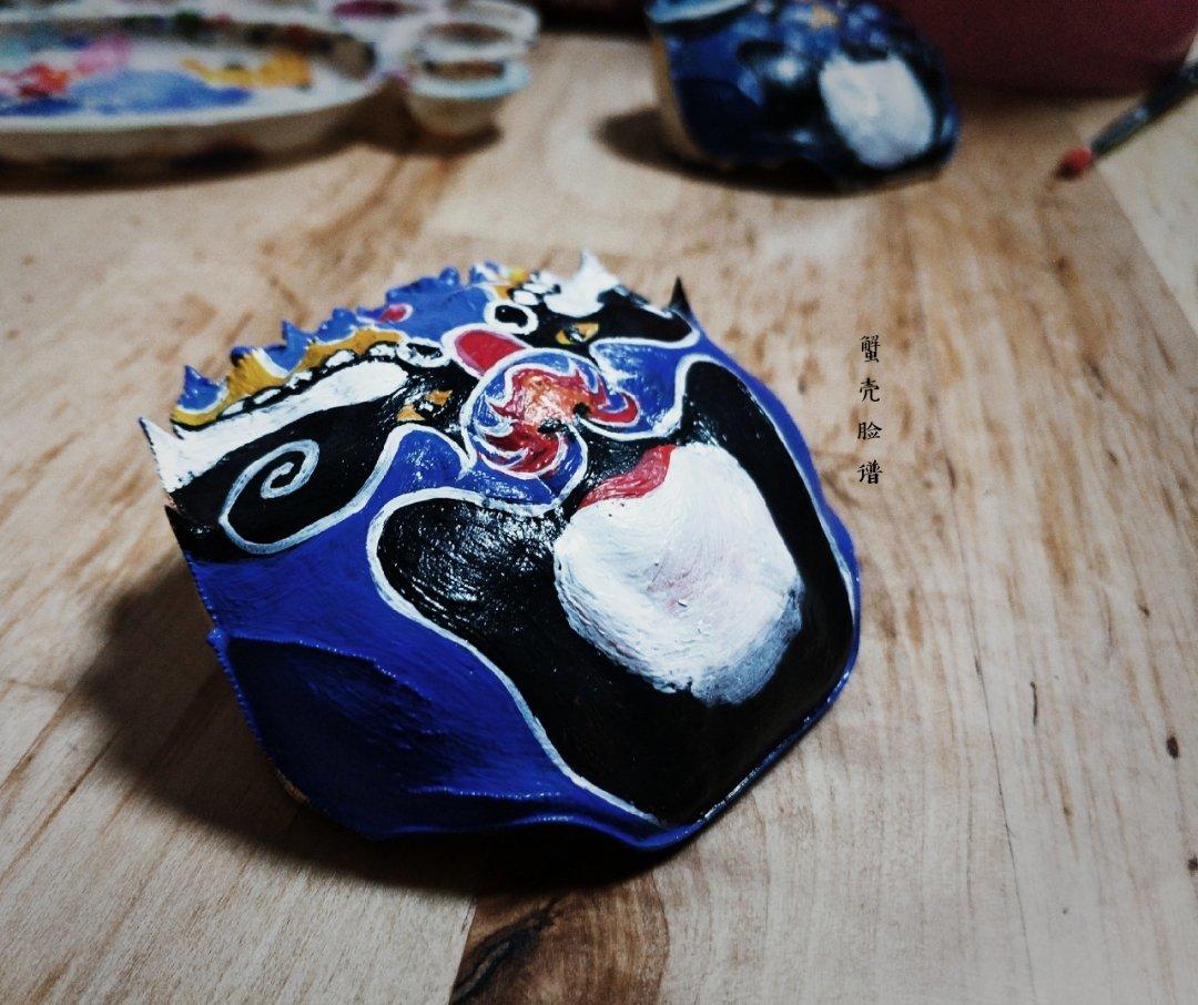 海子苘箐做的蟹壳画