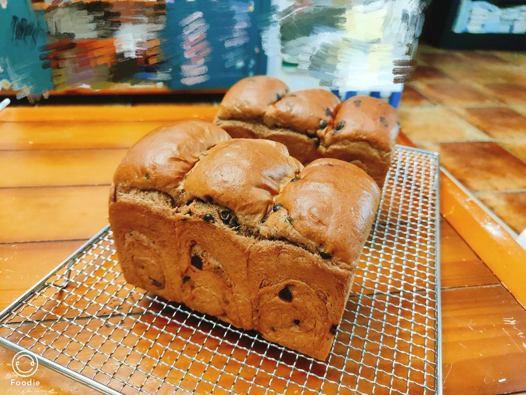 巨~巨好吃的巧克力奶油吐司