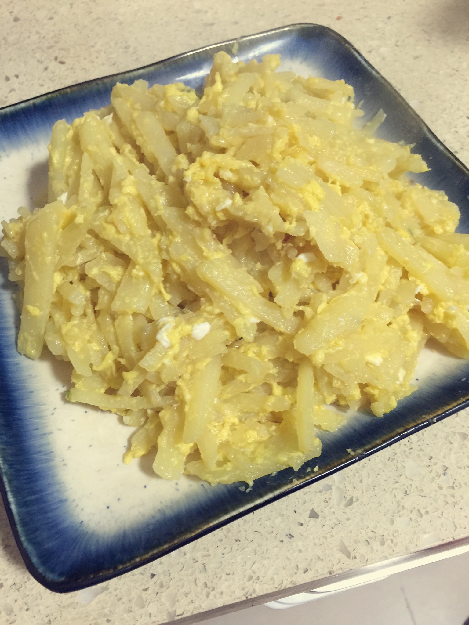 土豆丝炒鸡蛋的做法