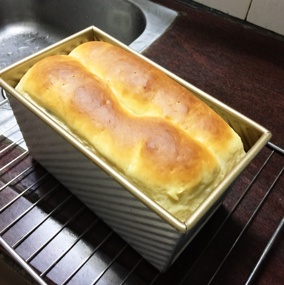 鲜奶红豆吐司