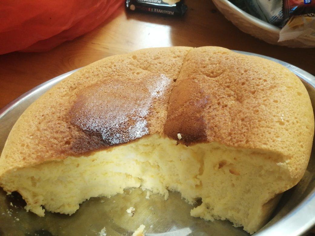 家庭电饭锅普通面粉版巨好吃的蛋糕