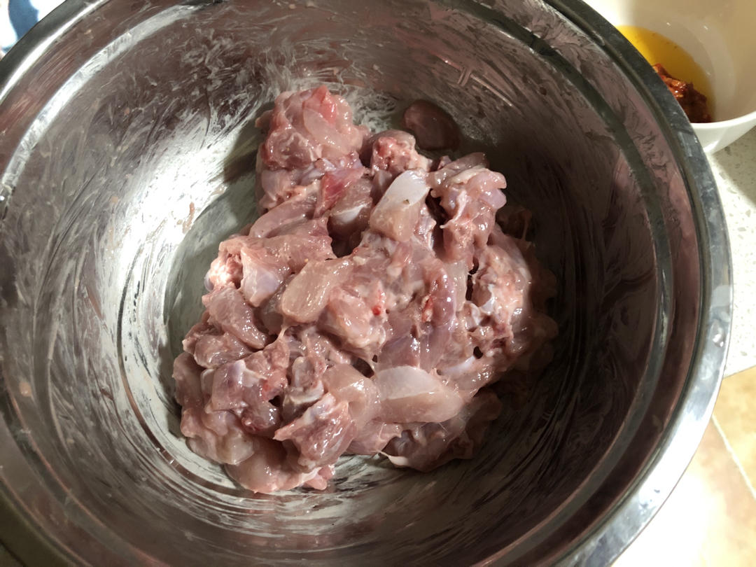 聚会大餐-板栗焖鸡 | 北鼎焖焗珐琅锅