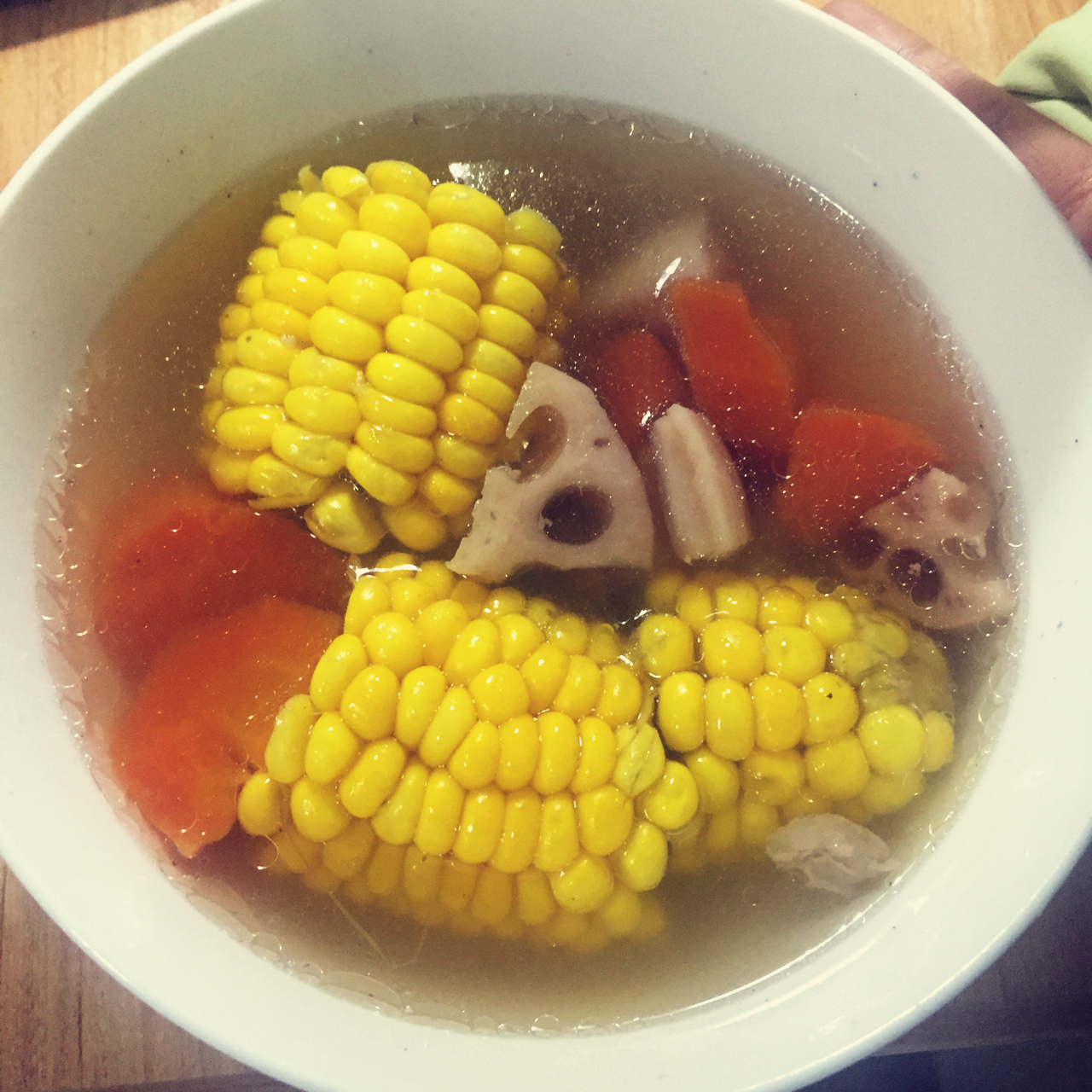 排骨玉米汤