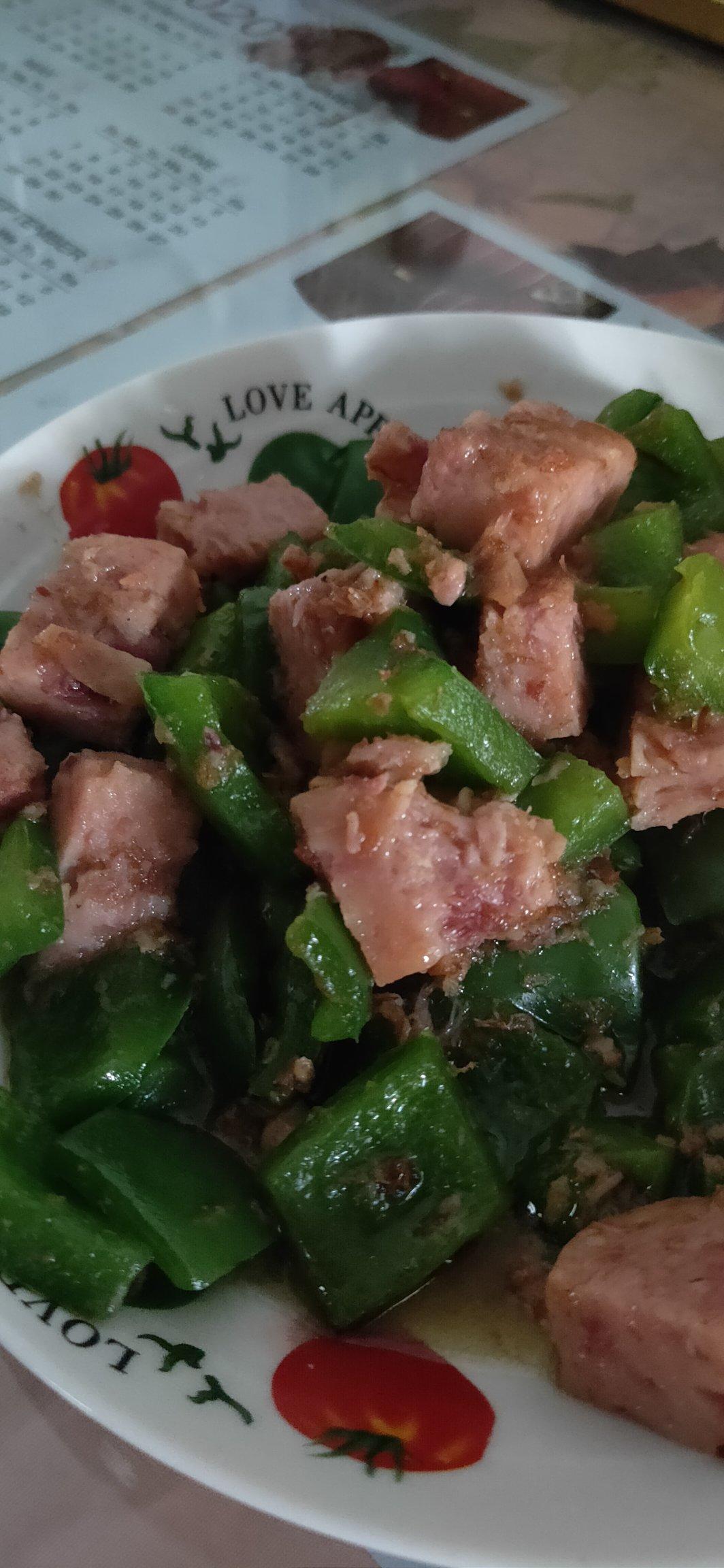 青椒午餐肉