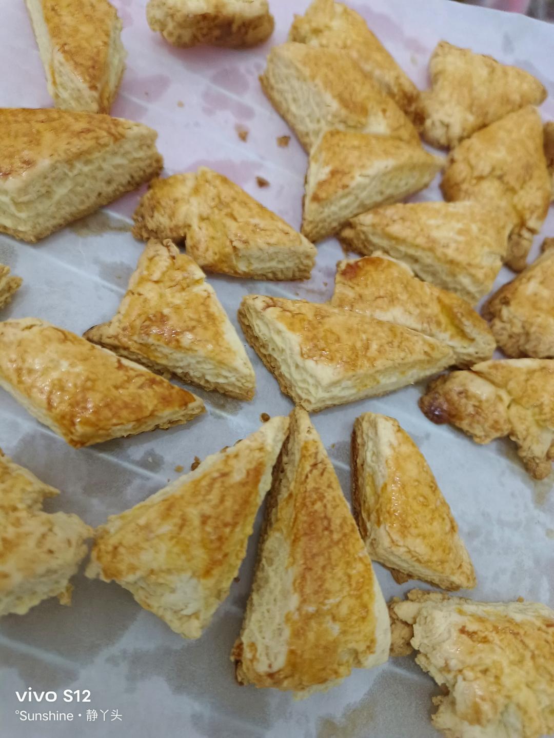 简单的淡奶油司康