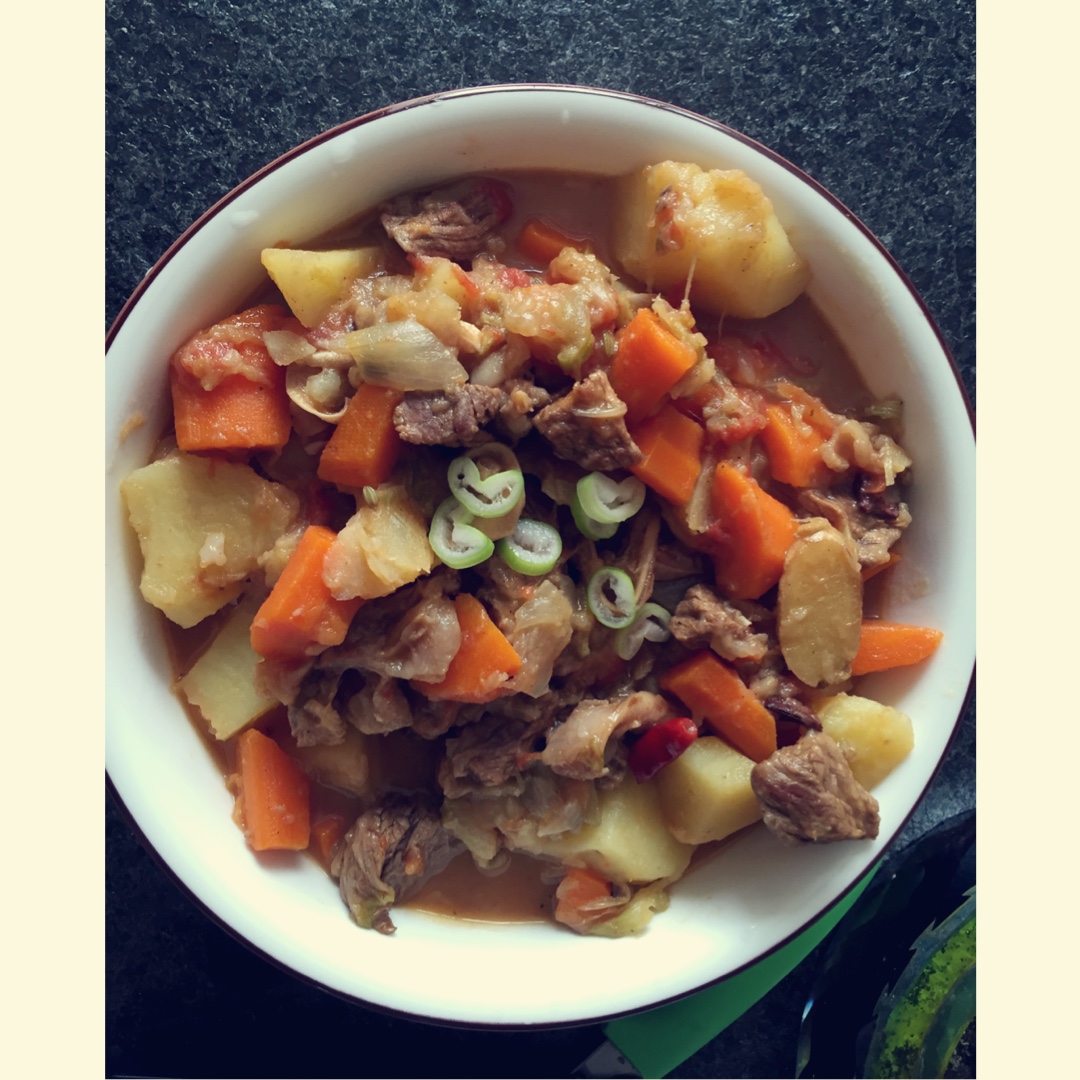 土豆炖牛肉