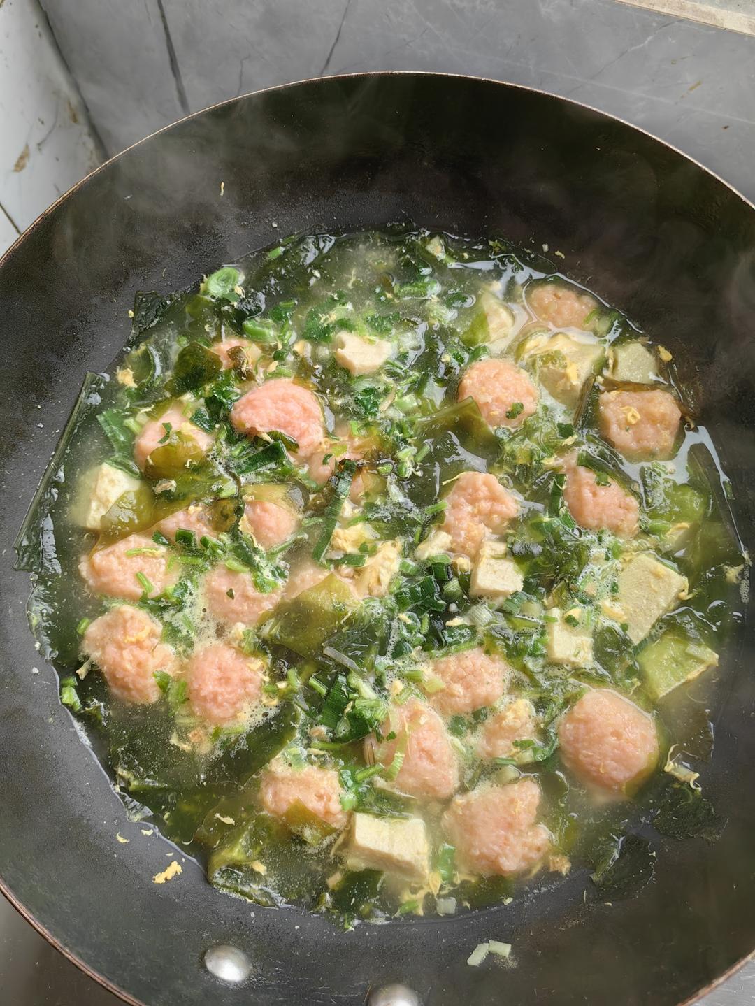 孩子增高汤 | 虾仁豆腐裙带菜汤