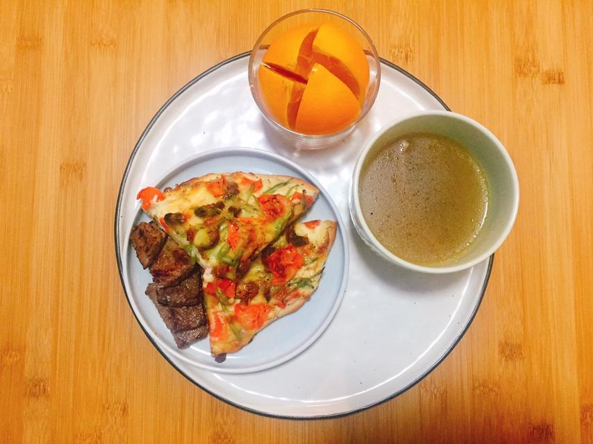 春回大地-素什锦披萨