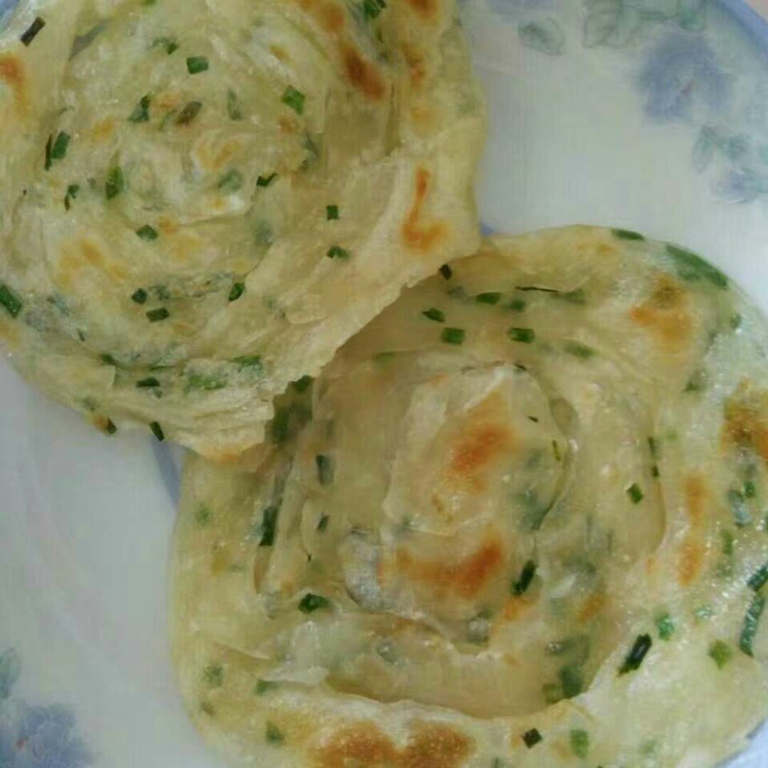 小馄饨皮葱油饼