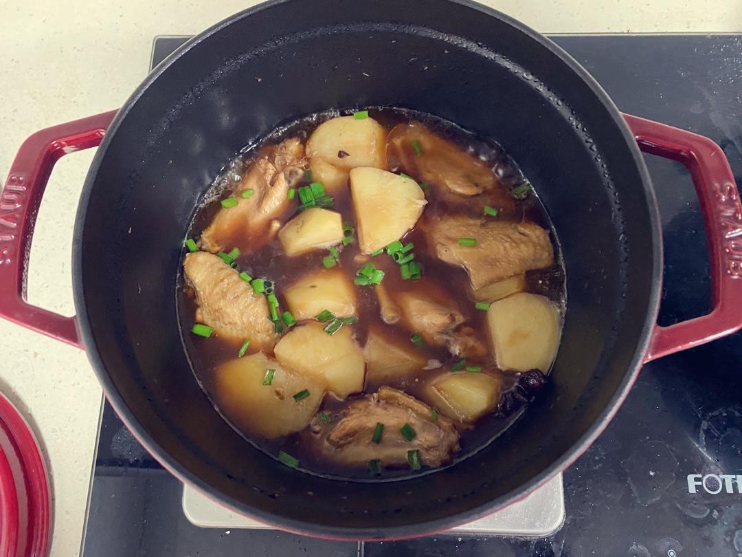 土豆烧鸡翅