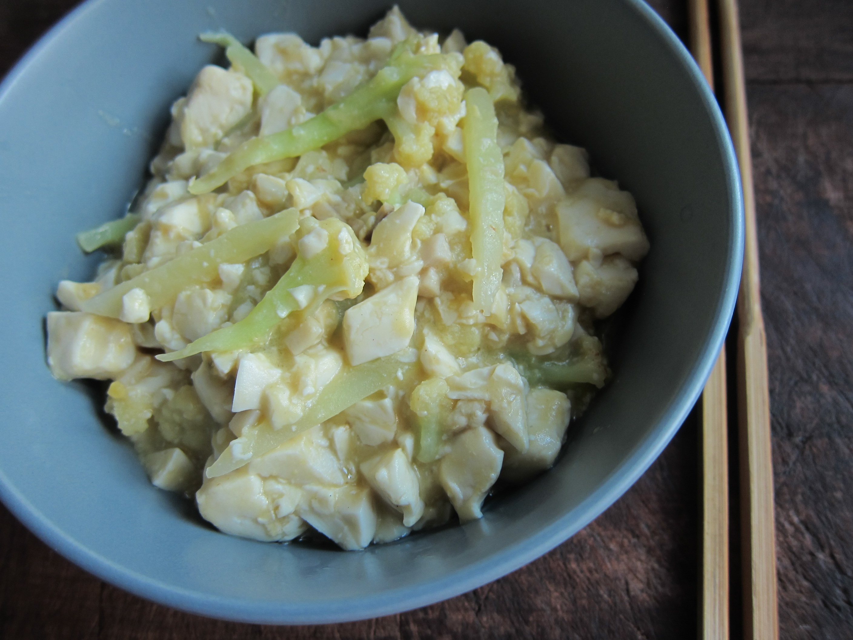 花菜咸蛋豆腐羹的做法