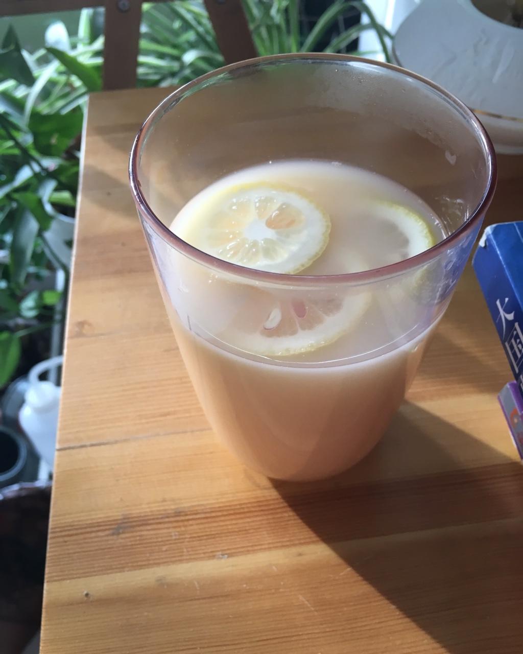 柠檬绿茶养乐多
