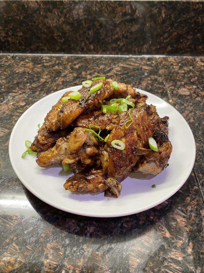 红烧鸡翅（好吃到舔手指）