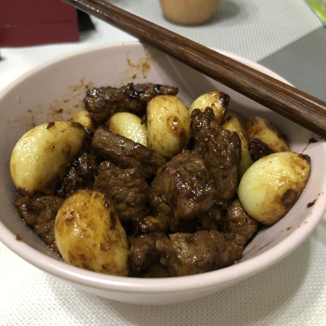 黑蒜子牛肉粒