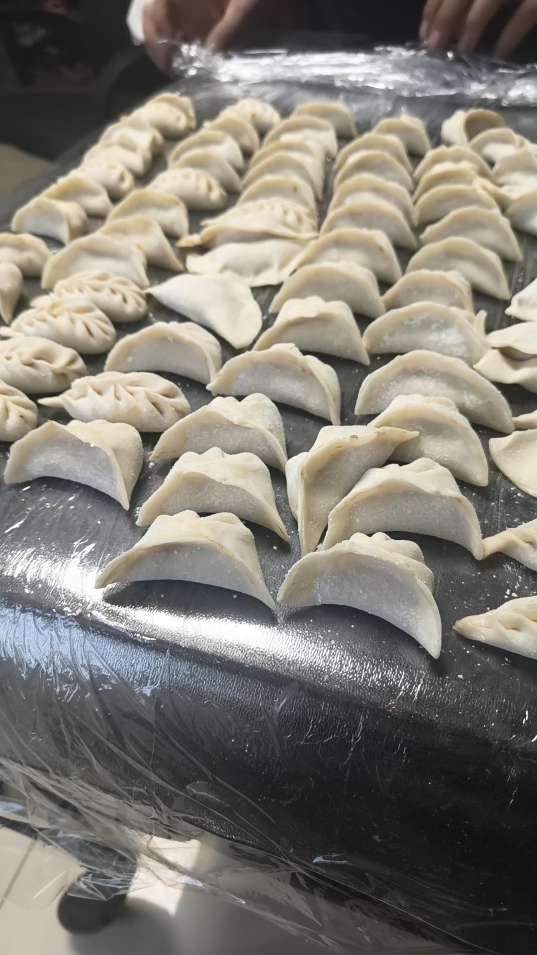 猪肉酸菜馅饺子