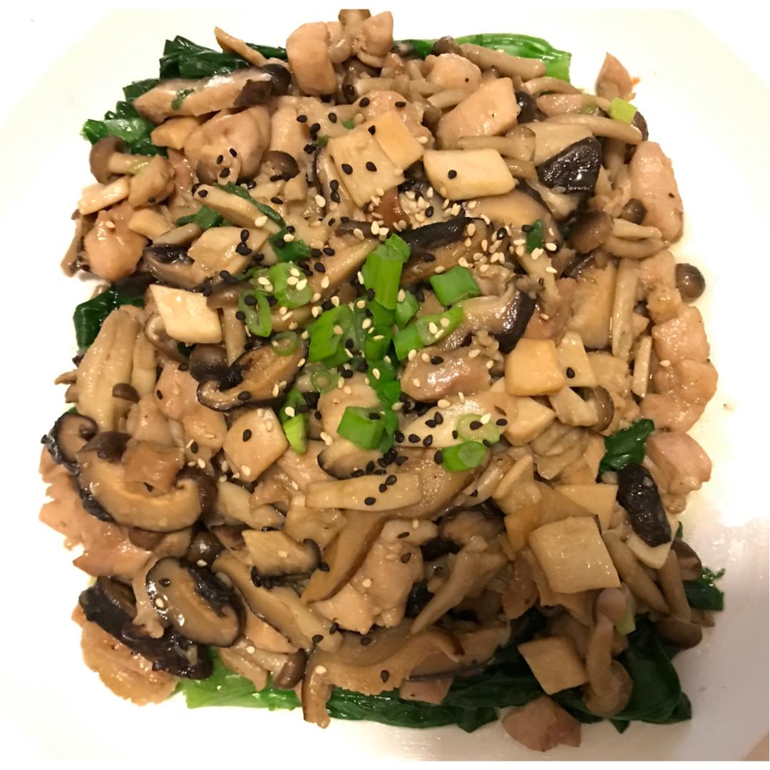 蘑菇滑鸡（香菇滑鸡）